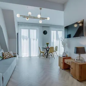  Apartament W Sercu Wroclawia, Garaz, 5min Do Rynku Polska